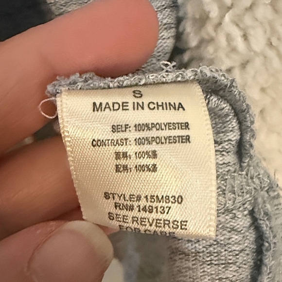 Altar'd State Open Front Sherpa Vest Size Small Gray Bohemian - Picture 4 of 8